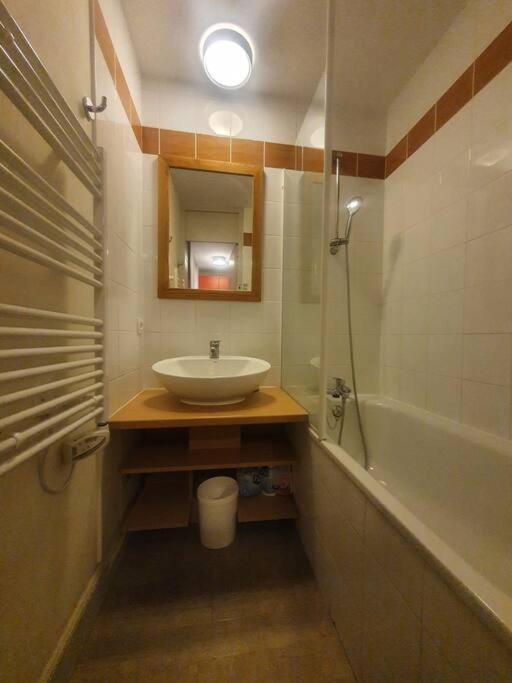 Chez Angelique Et Romain - Appartement Agreable Au Pied Des Pistes La Plagne Bagian luar foto
